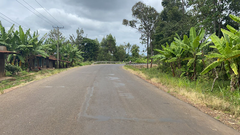 15、肯尼亞RWC251公路項(xiàng)目 (2).jpg