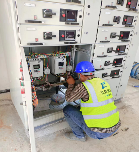 抗洪搶險報導(dǎo)-迎“汛”而上，奔赴前線 -348.png